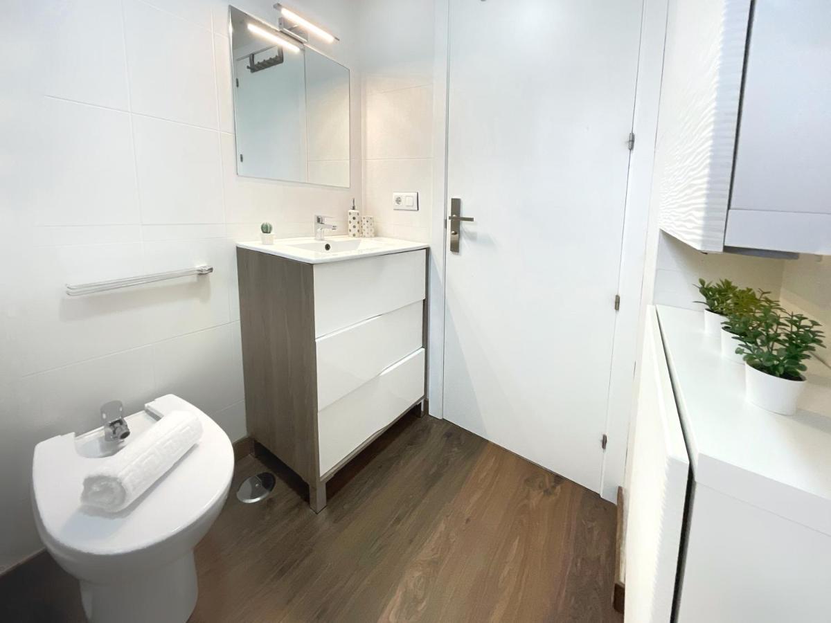 Ks Toyo Golf - Kaleria Suites เรตามาร์ ภายนอก รูปภาพ