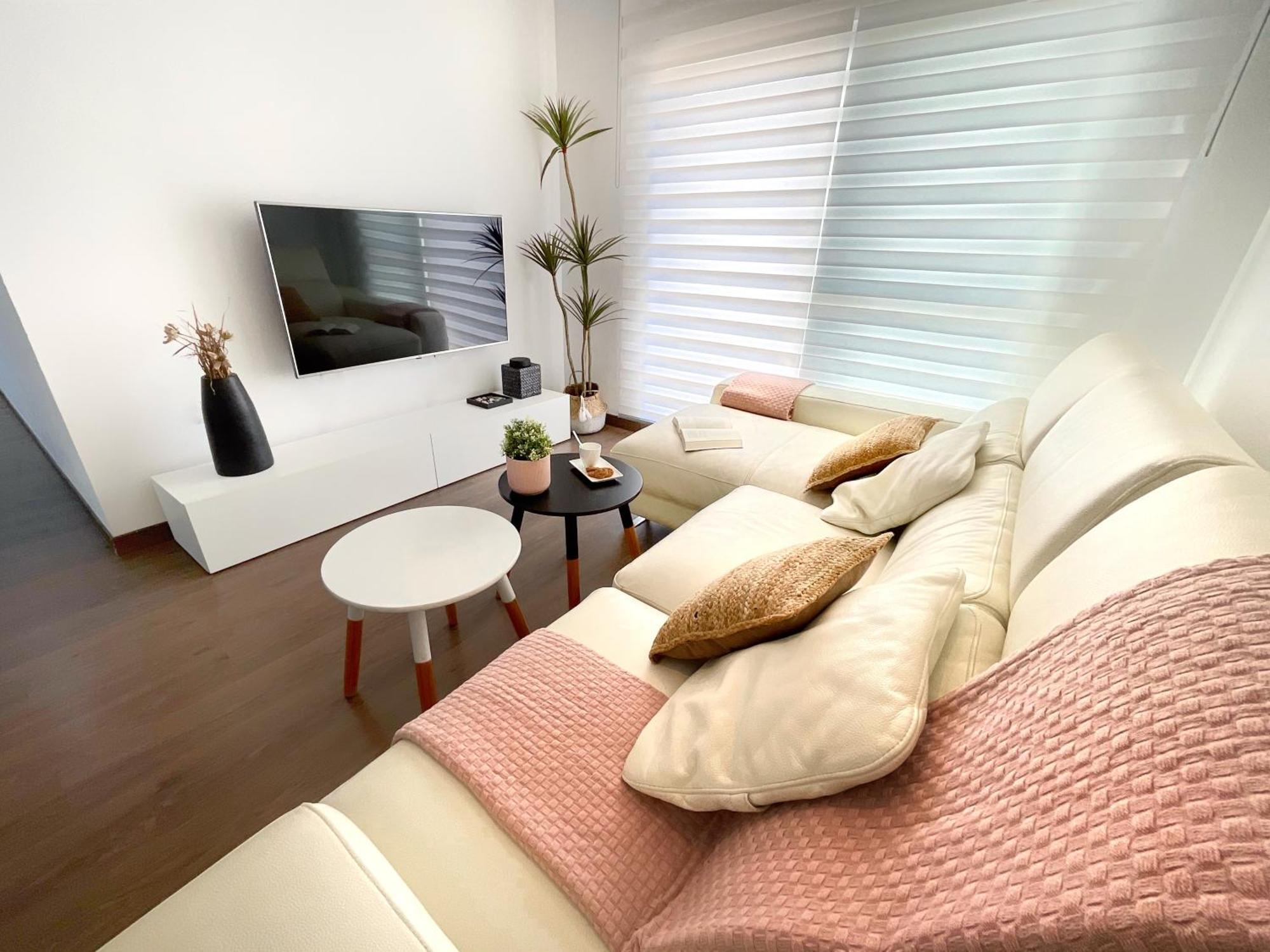Ks Toyo Golf - Kaleria Suites เรตามาร์ ภายนอก รูปภาพ